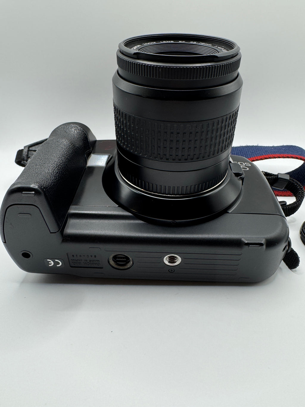 Canon EOS 5 35mm Film Camera + Canon 38–76mm Zoom Lens

Fully Tested | Excellent Condition | Ready to Shoot