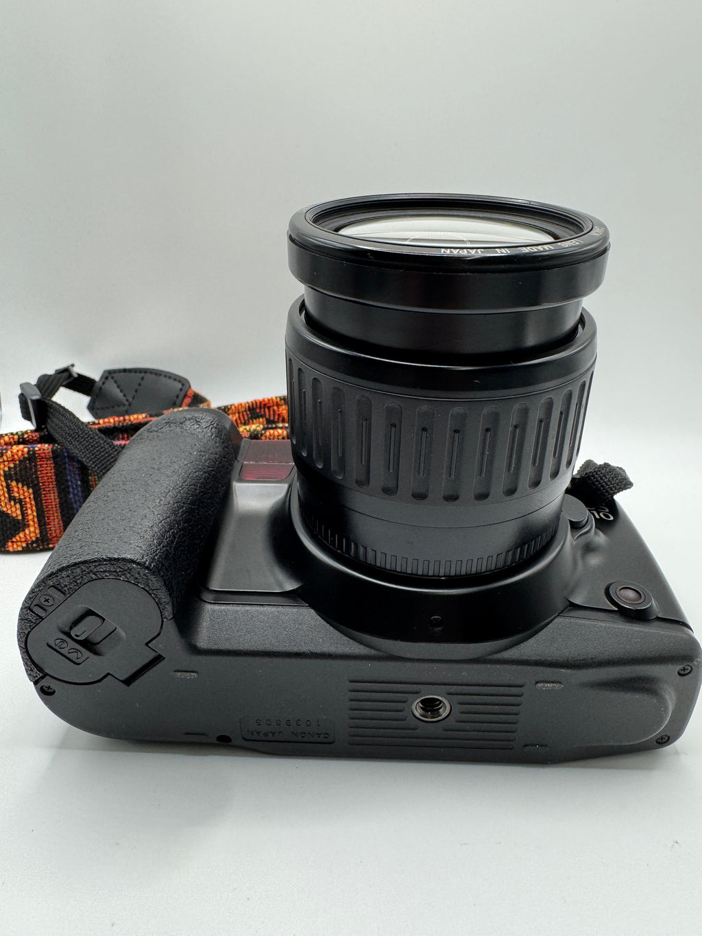 Canon EOS 10 35mm Film Camera + Canon EF 35–105mm Zoom Lens Fully Tested | Fresh Batteries Included | Excellent Condition | Ready to Shoot