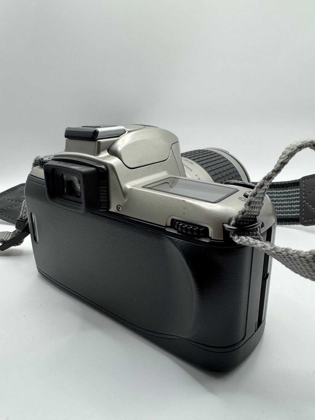 Nikon F65 (N65) 35mm Film Camera + Nikon AF Nikkor 28–100mm Zoom Lens Fully Tested | Excellent Condition | Ready to Shoot
