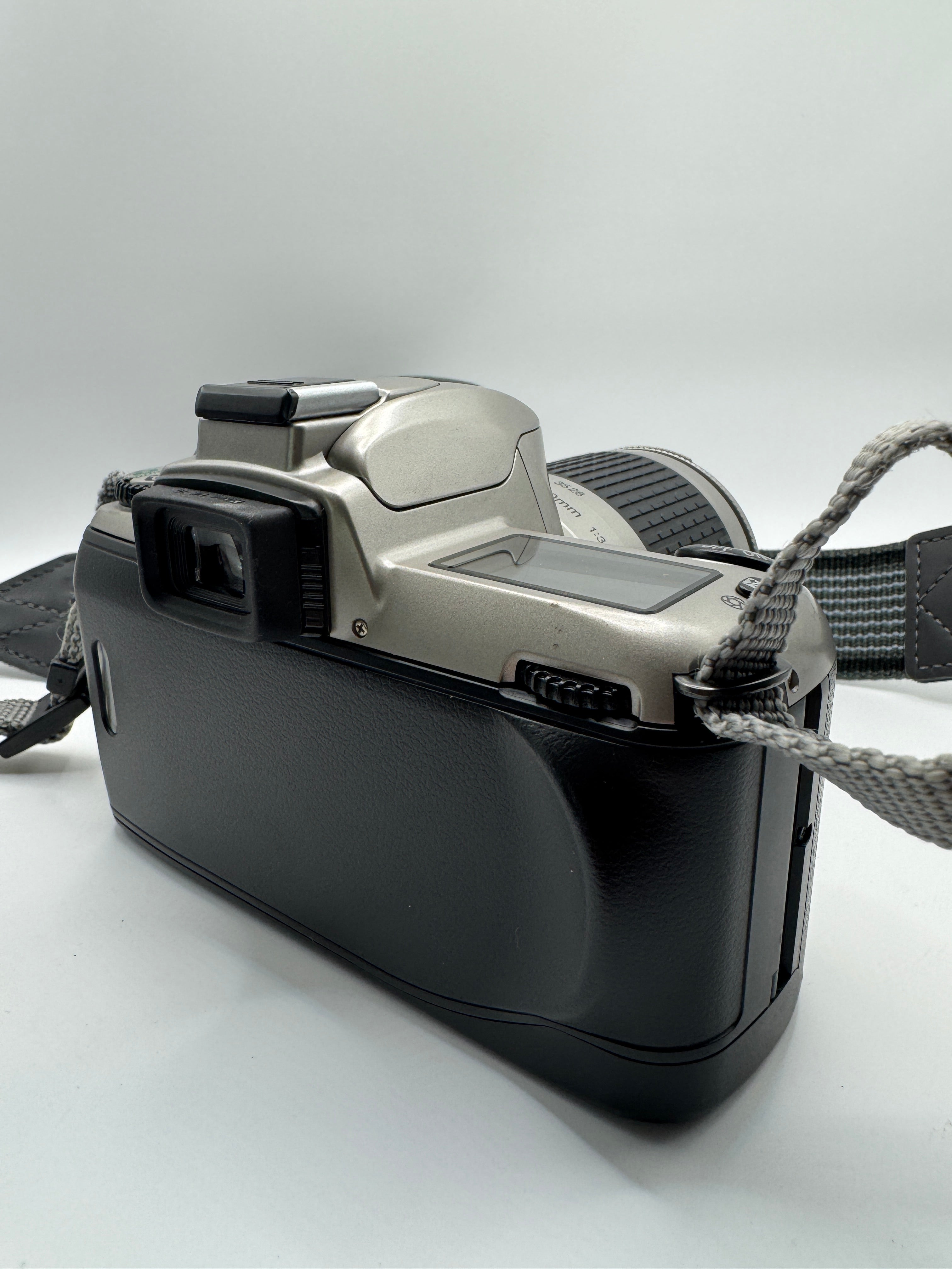 Nikon F65 (N65) 35mm Film Camera + Nikon AF Nikkor 28–100mm Zoom Lens Fully Tested | Excellent Condition | Ready to Shoot
