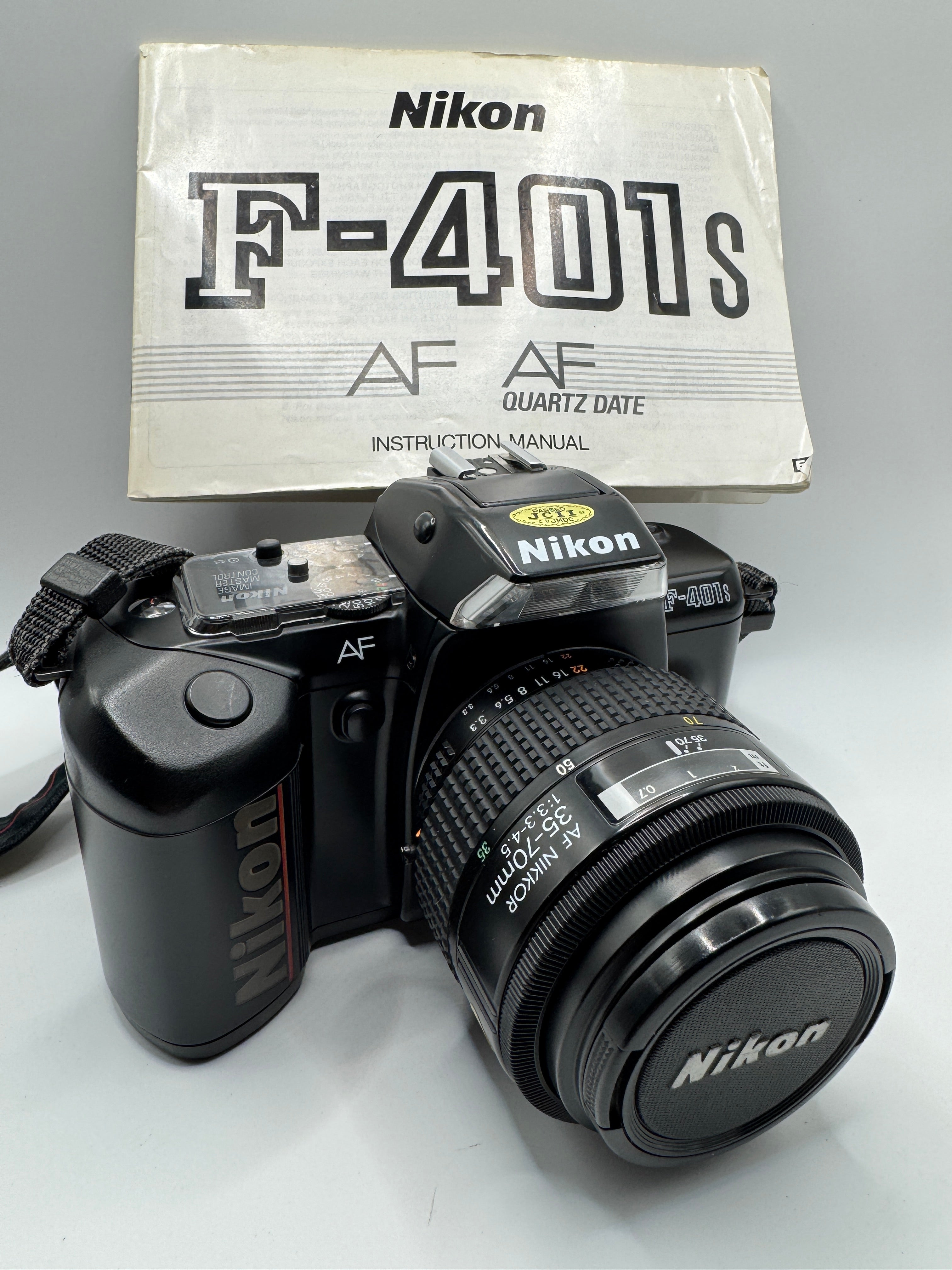 Nikon F-401S 35mm Film Camera with AF Nikkor 35–70mm Lens