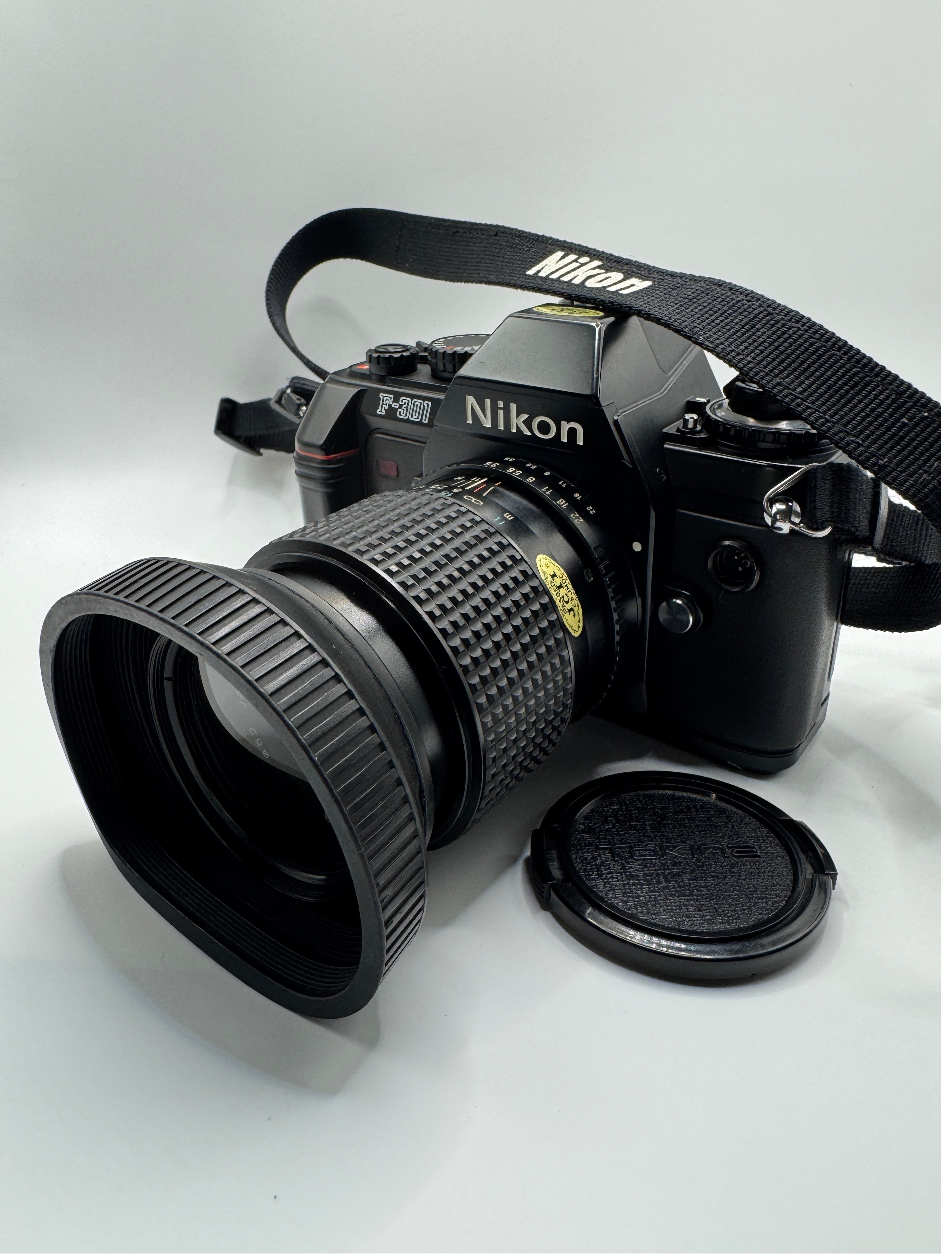 Nikon F-301 (N2000) 35mm Film Camera + Tokina 35–70mm f/3.5–4.8 Zoom Lens Fully Tested | Excellent Condition | Ready to Shoot