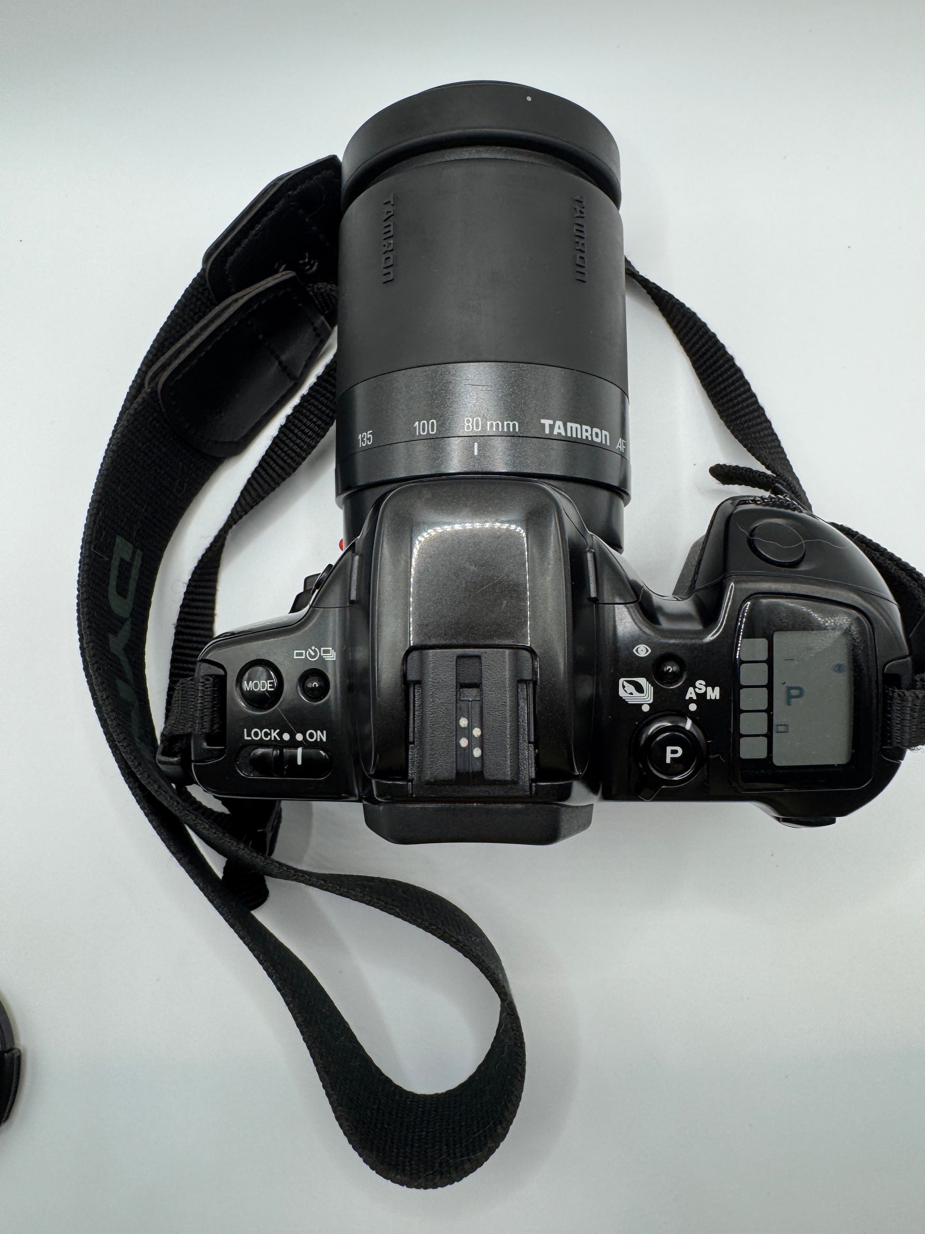 Minolta Dynax 500si 35mm Film Camera + Tamron 70–210mm Zoom Lens
Fully Tested | Excellent Condition | Ready to Shoot