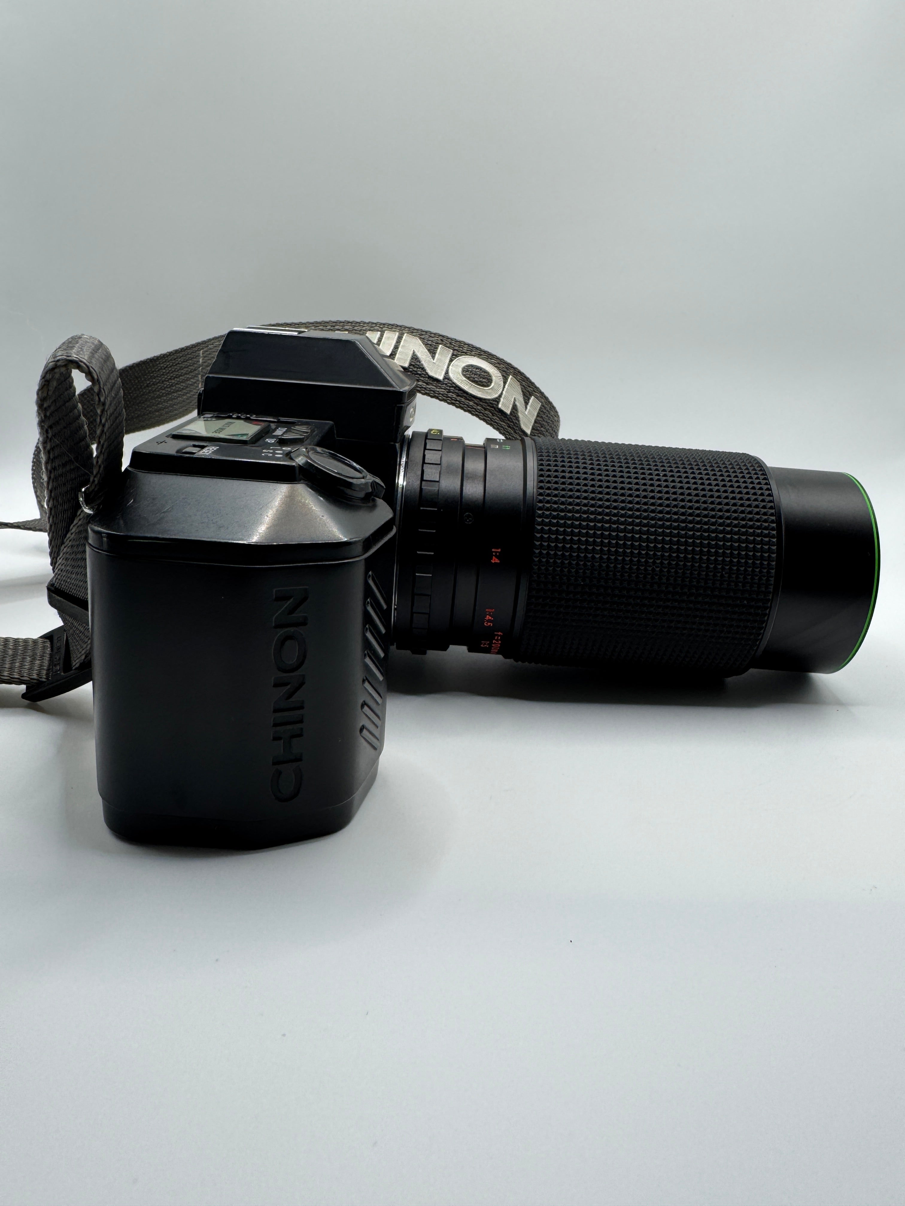 Chinon CP-7m 35mm Film Camera + Hanimex 80–200mm f/4.5 Zoom Lens
Fully Tested | Excellent Condition | Ready to Shoot