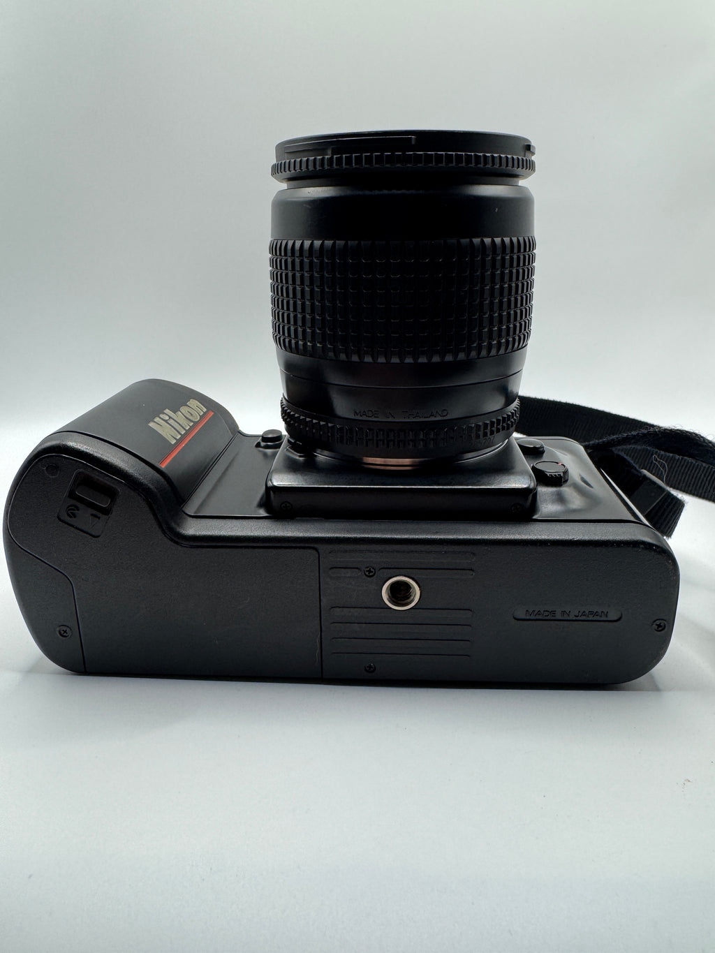 Nikon F-401 35mm Film Camera with AF Nikkor Zoom Lens