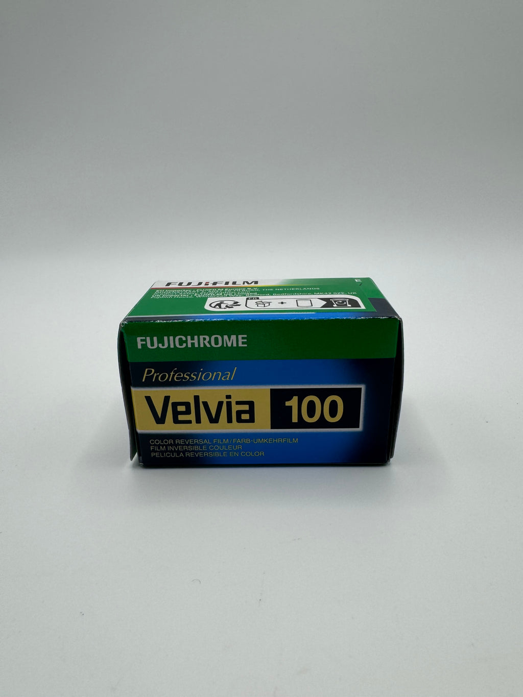Fujichrome Velvia 100 35mm Colour Reversal Slide Film 36 Exp