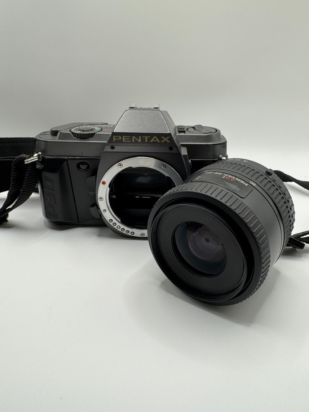 Pentax P30T 35mm Film Camera + Pentax 35–80mm f/4 Zoom Lens
Fully Tested | Excellent Condition | Ready to Shoot