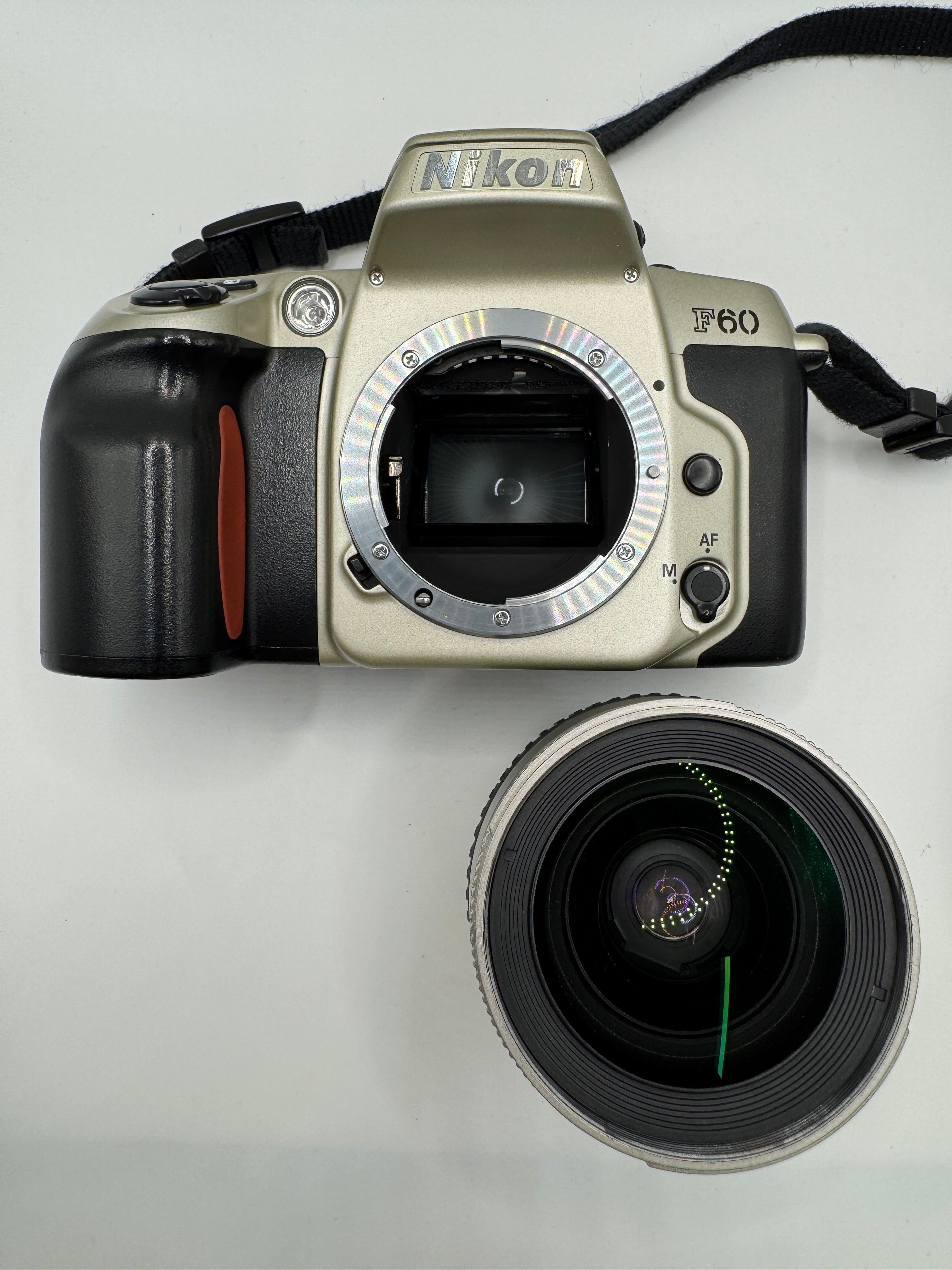 Nikon F60 35mm Film Camera + Nikon AF Nikkor 35–80mm Lens