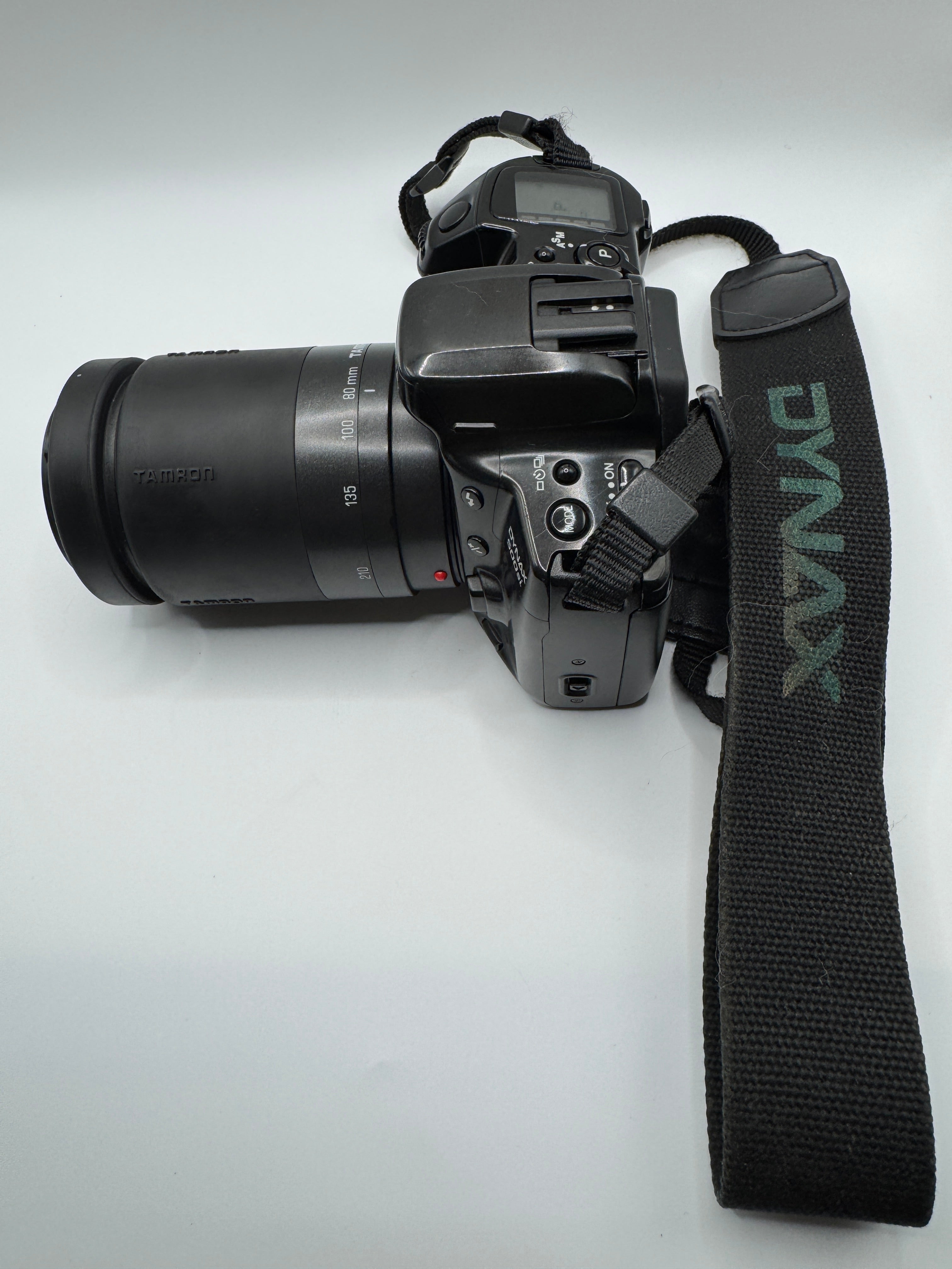 Minolta Dynax 500si 35mm Film Camera + Tamron 70–210mm Zoom Lens
Fully Tested | Excellent Condition | Ready to Shoot