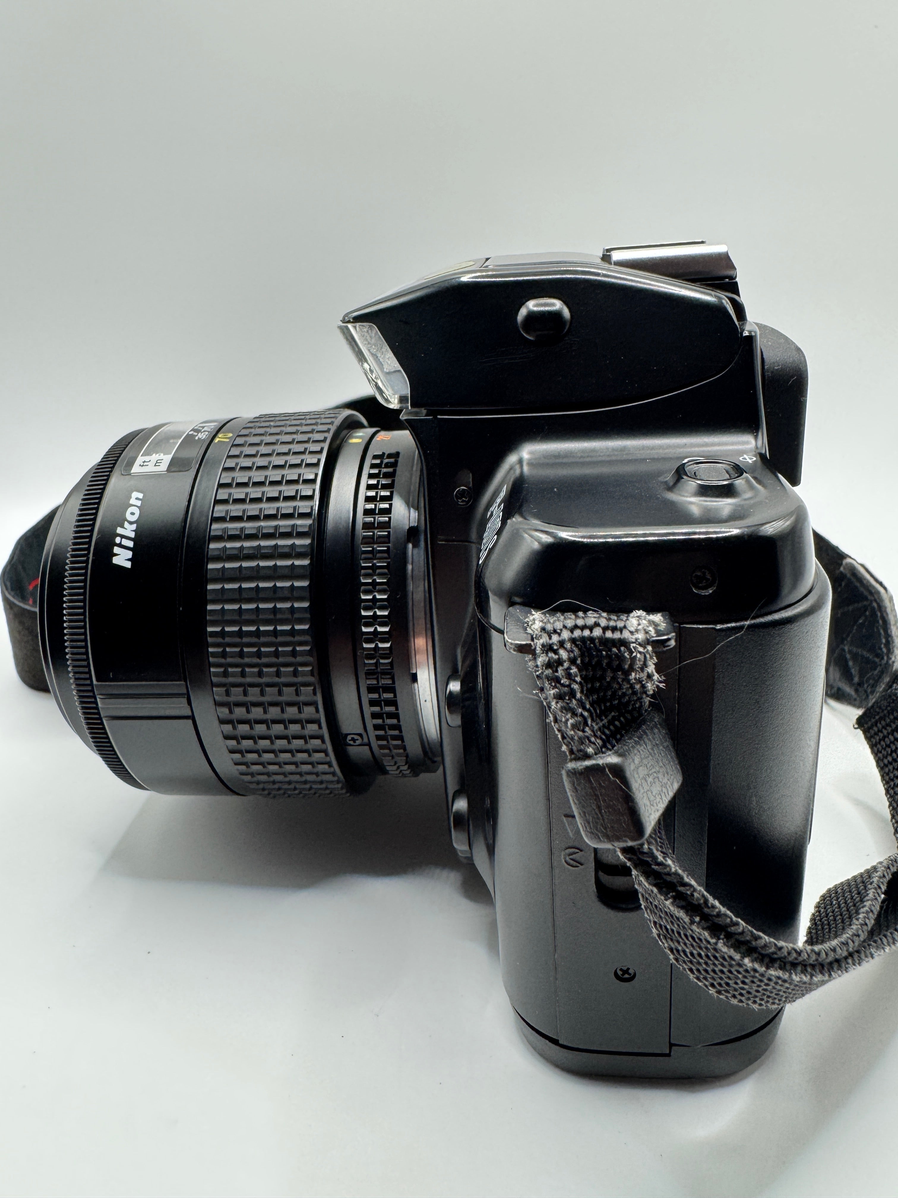 Nikon F-401S 35mm Film Camera with AF Nikkor 35–70mm Lens