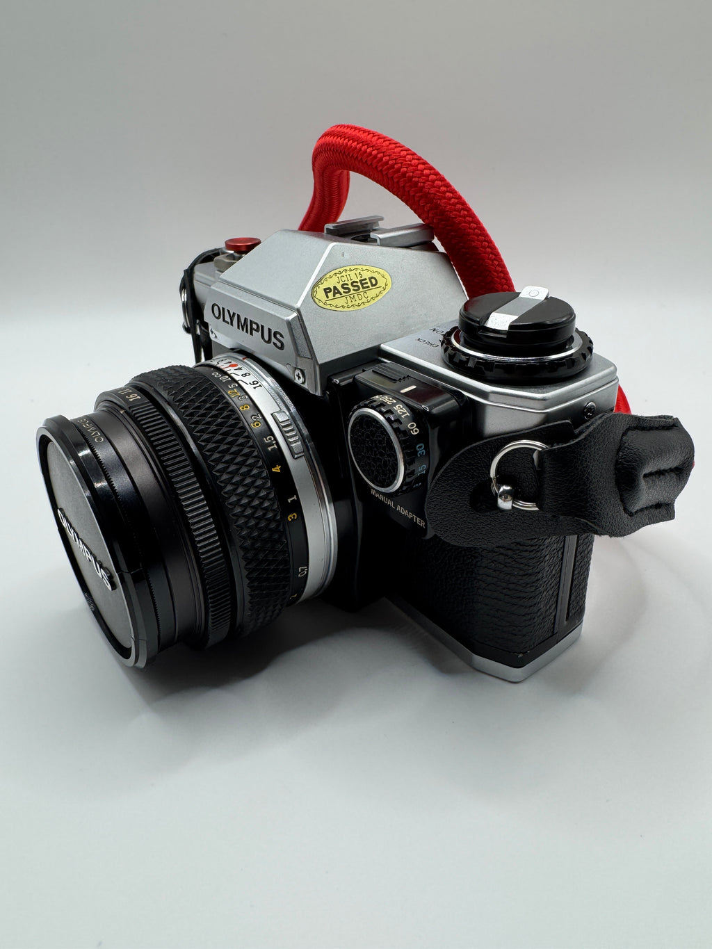 Olympus OM-10 35mm Film Camera + Zuiko Lens
Fully Tested | Excellent Condition | Ready to Shoot