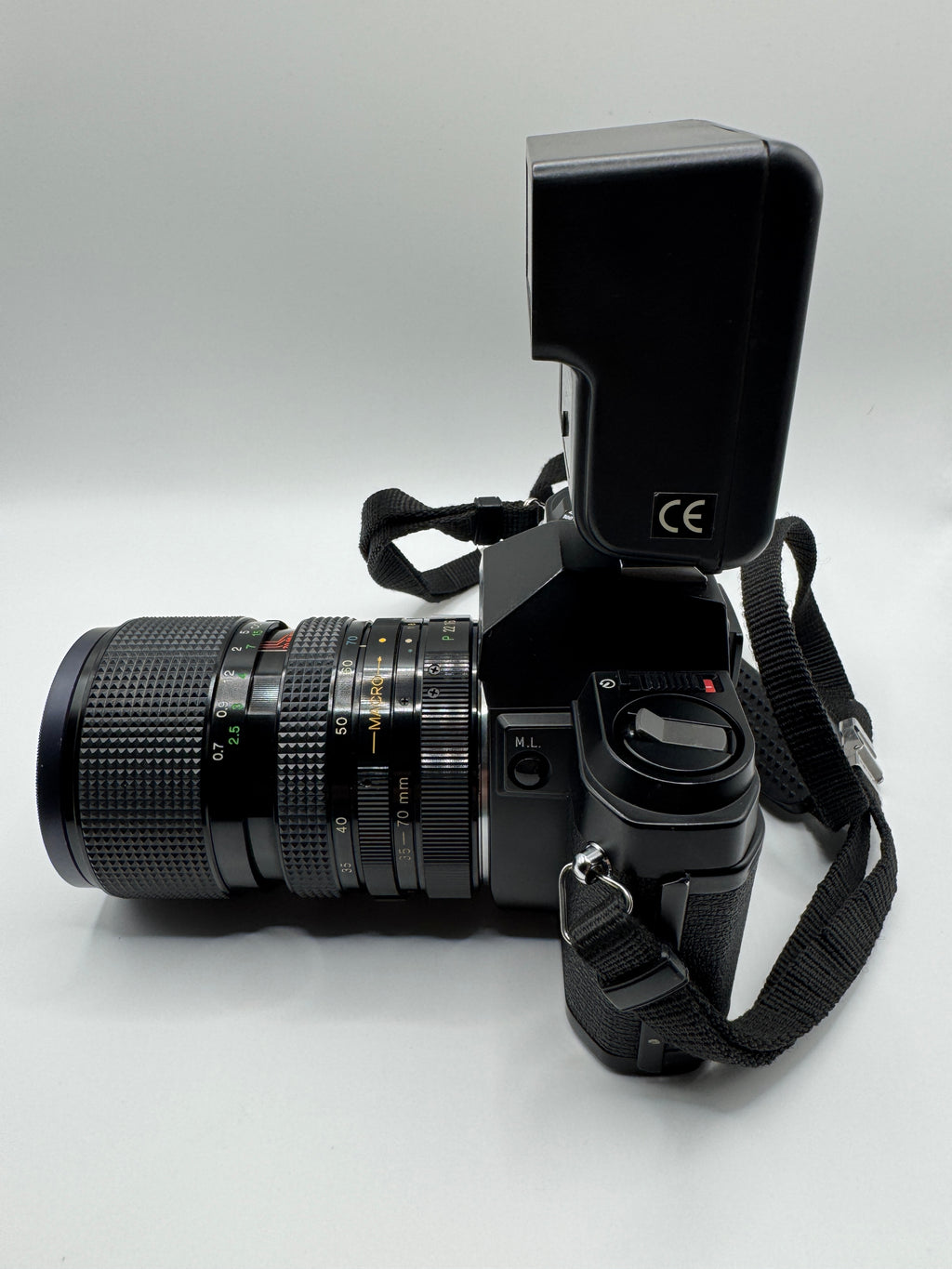 Pentax P30 35mm Film Camera + Zoom Macro Lens + Soligor Flash
Fully Tested | Excellent Condition | Complete Starter Kit