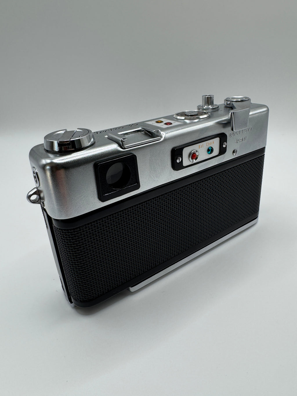 Yashica Electro 35 35mm Film Camera + Yashinon-DX 45mm f/1.7 Lens
Fully Tested | Excellent Condition | Ready to Shoot