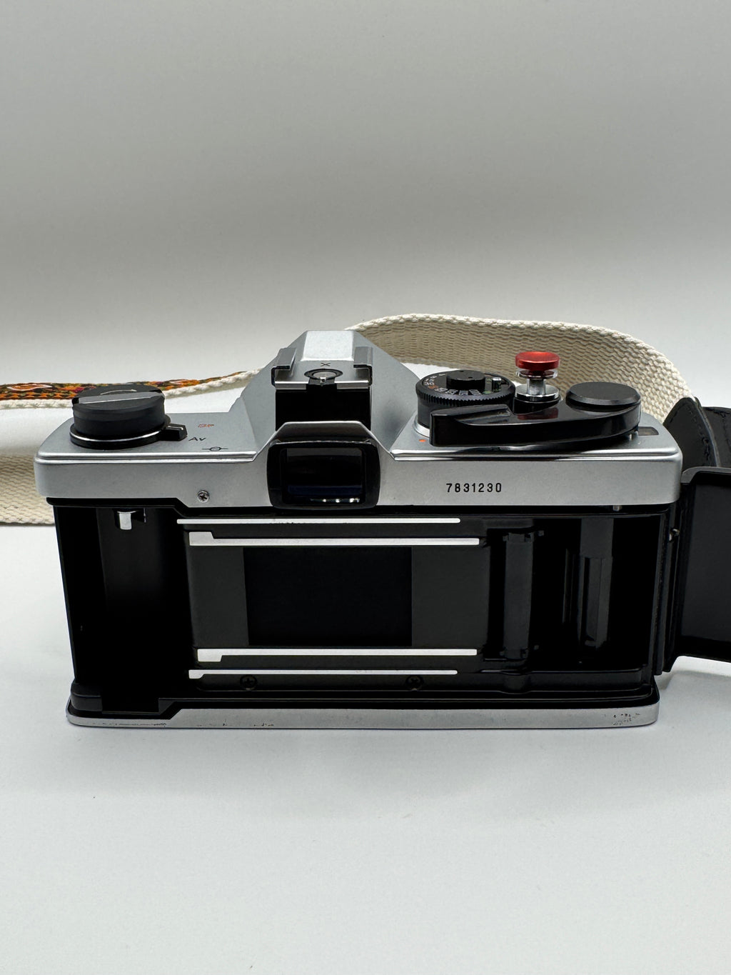 Cosina CSR 35mm Film Camera + 50mm f/1.7 Lens
Fully Tested | Excellent Condition | Ready to Shoot