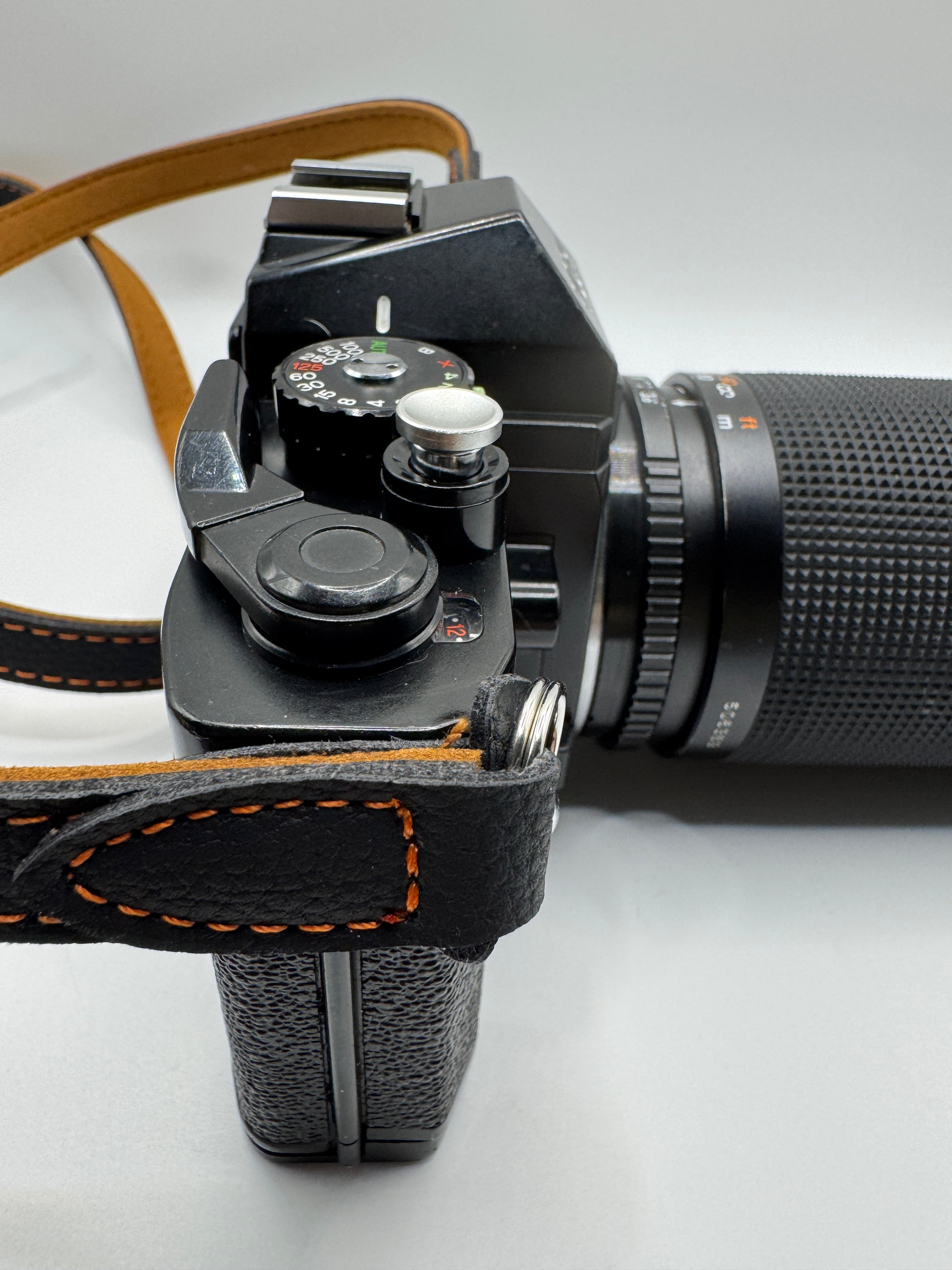 Ricoh KR-10 35mm Film Camera + Paragon 80–200mm f/3.8 Zoom Lens Fully Tested | Very Good Condition | Ready to Shoot