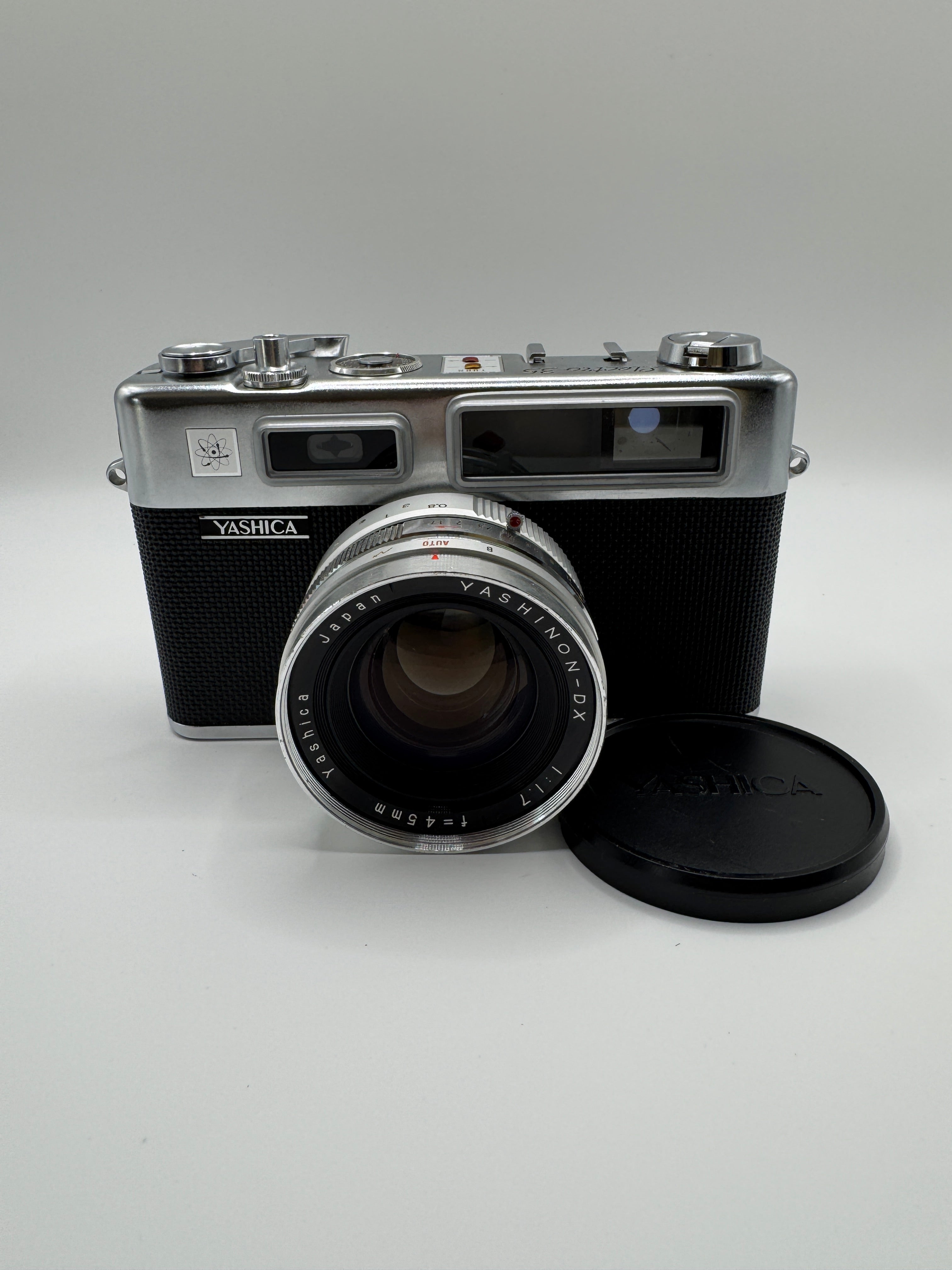 Yashica Electro 35 35mm Film Camera + Yashinon-DX 45mm f/1.7 Lens
Fully Tested | Excellent Condition | Ready to Shoot