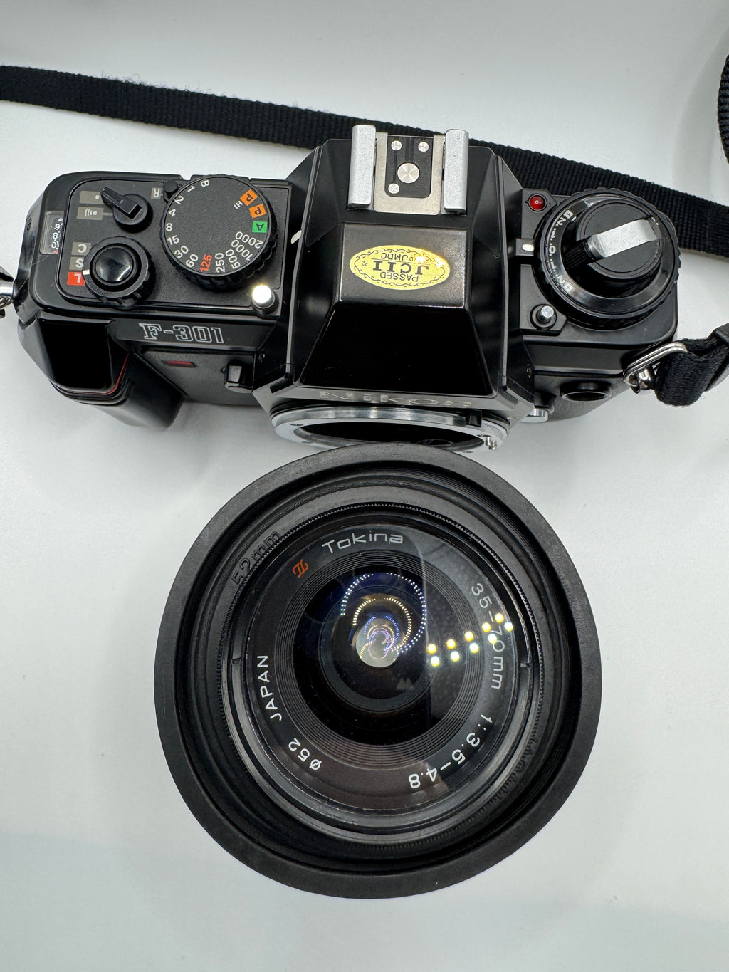 Nikon F-301 (N2000) 35mm Film Camera + Tokina 35–70mm f/3.5–4.8 Zoom Lens Fully Tested | Excellent Condition | Ready to Shoot
