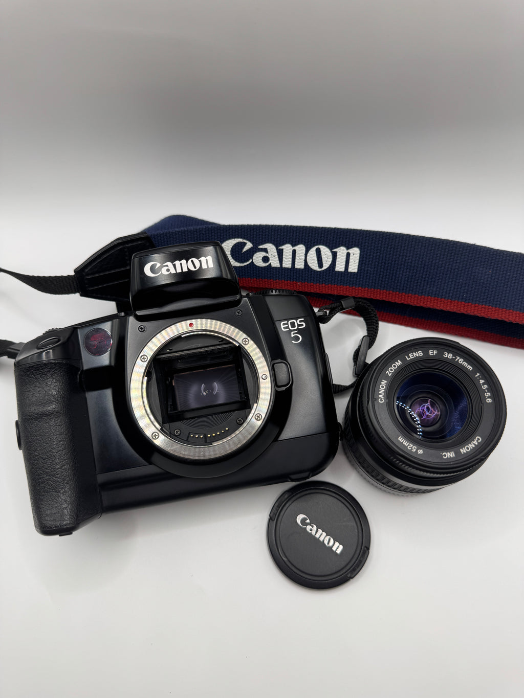 Canon EOS 5 35mm Film Camera + Canon 38–76mm Zoom Lens

Fully Tested | Excellent Condition | Ready to Shoot