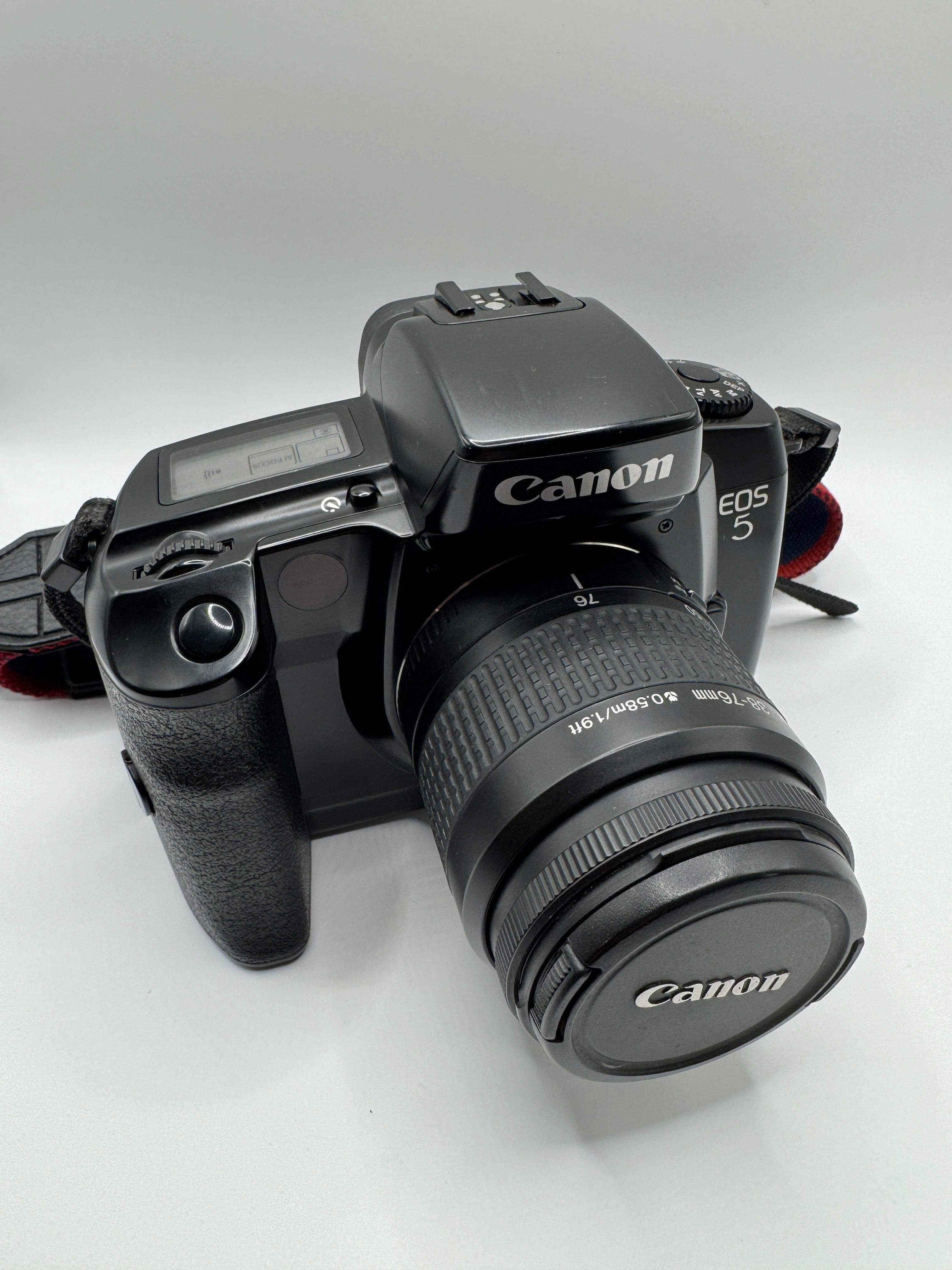 Canon EOS 5 35mm Film Camera + Canon 38–76mm Zoom Lens

Fully Tested | Excellent Condition | Ready to Shoot
