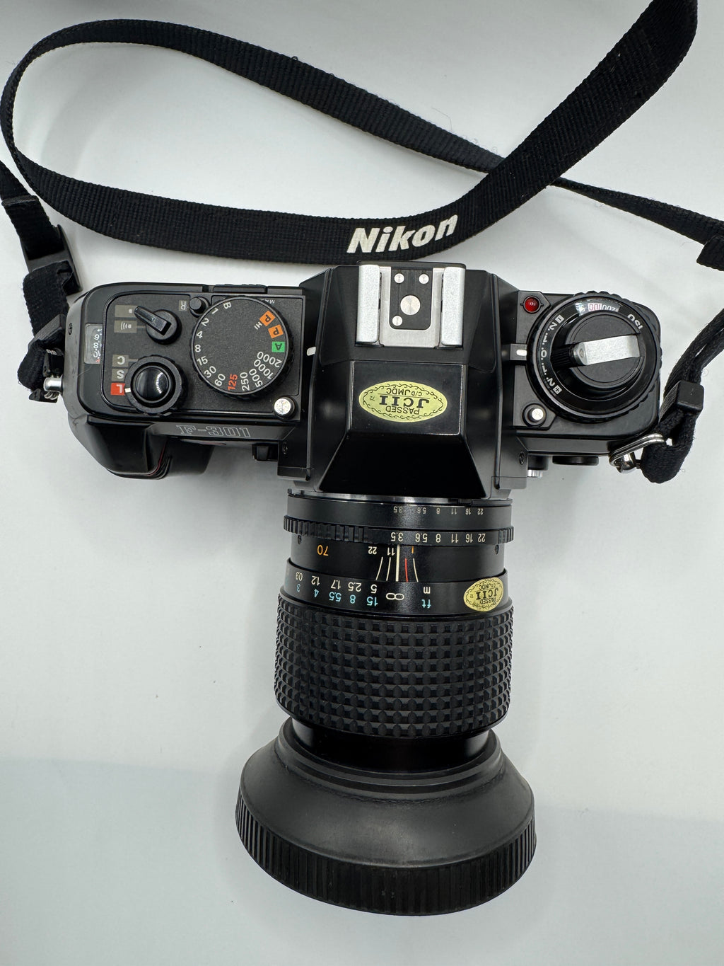 Nikon F-301 (N2000) 35mm Film Camera + Tokina 35–70mm f/3.5–4.8 Zoom Lens Fully Tested | Excellent Condition | Ready to Shoot