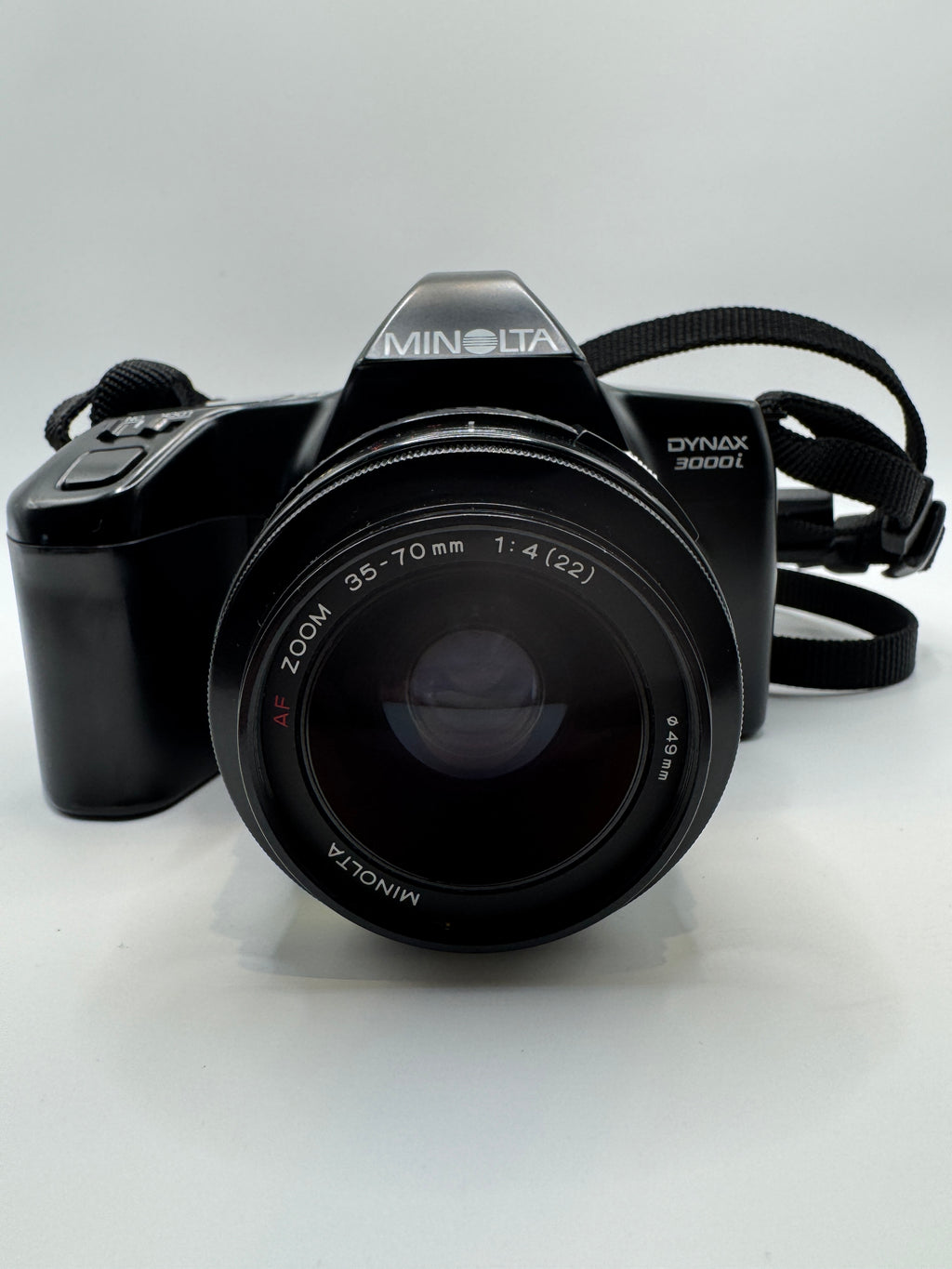 Minolta Dynax 3000i 35mm Film Camera + Minolta AF 35–70mm Zoom Lens
Fully Tested | Excellent Condition | Ready to Shoot