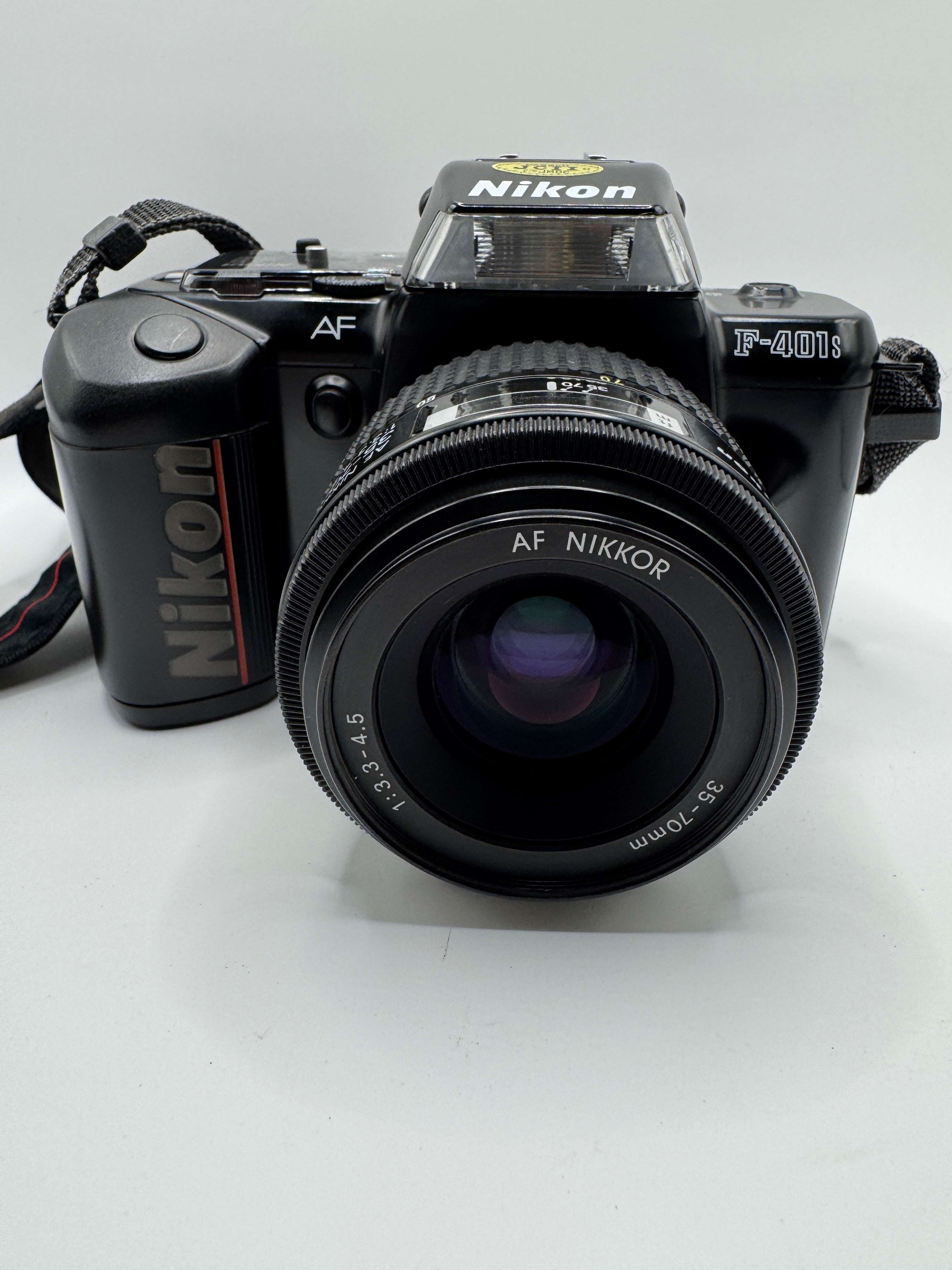 Nikon F-401S 35mm Film Camera with AF Nikkor 35–70mm Lens