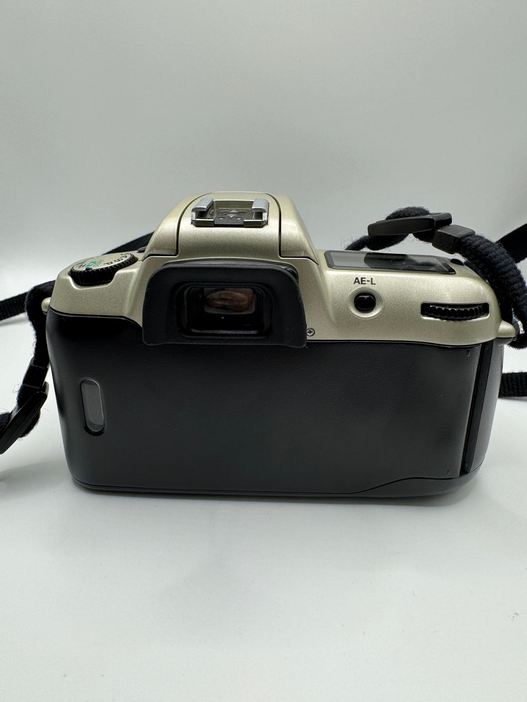 Nikon F60 35mm Film Camera + Nikon AF Nikkor 35–80mm Lens