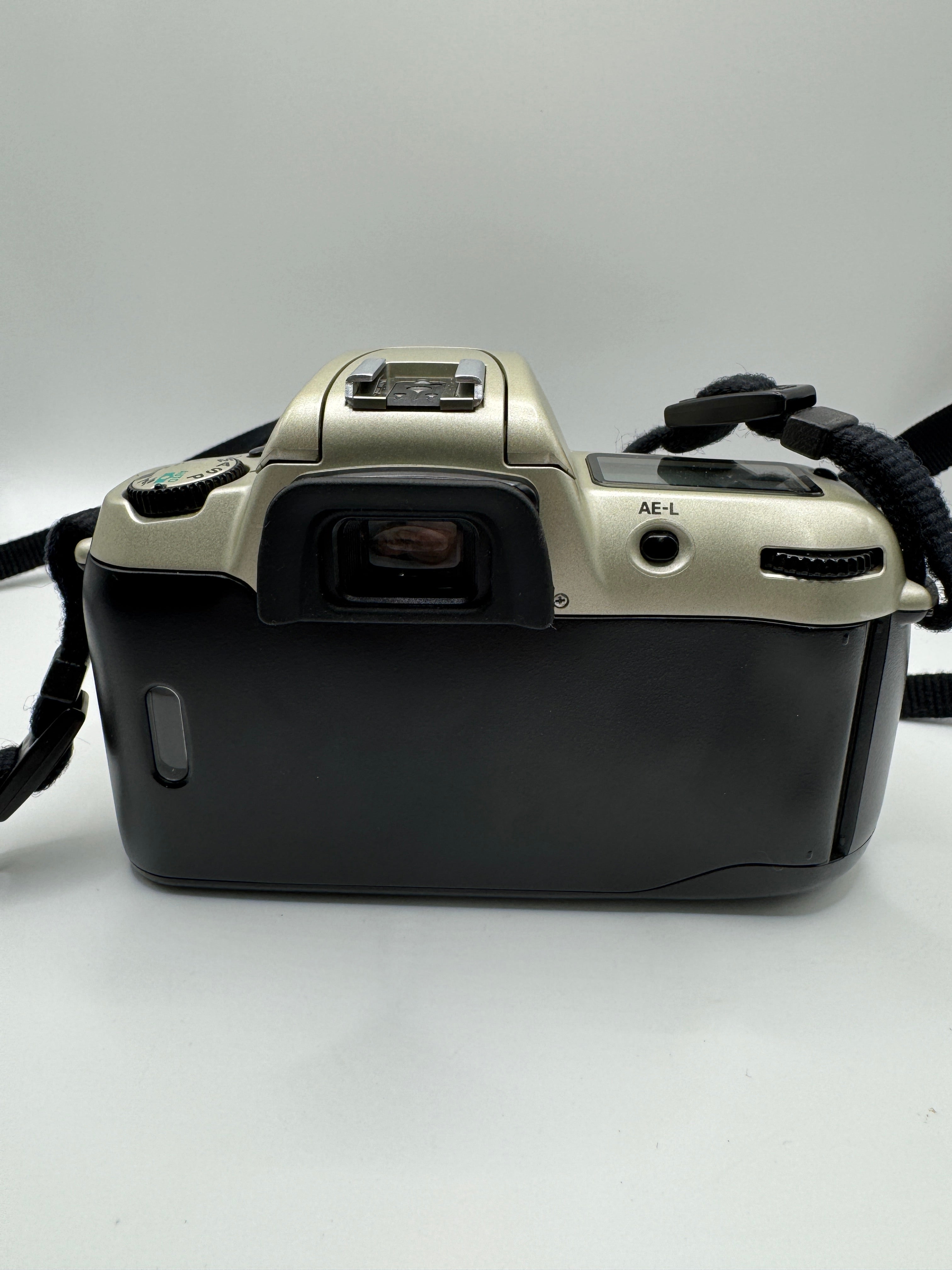 Nikon F60 35mm Film Camera + Nikon AF Nikkor 35–80mm Lens