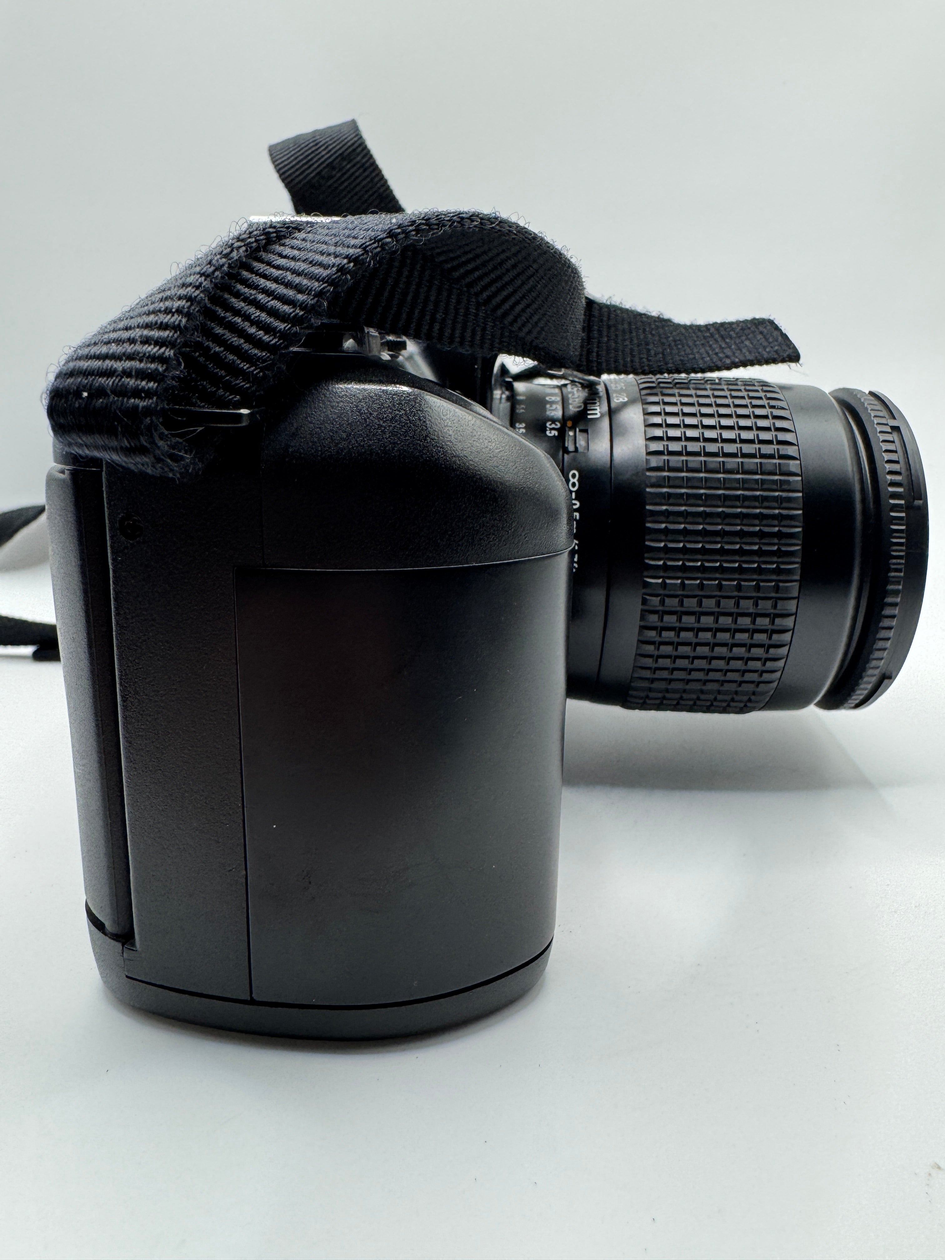 Nikon F-401 35mm Film Camera with AF Nikkor Zoom Lens