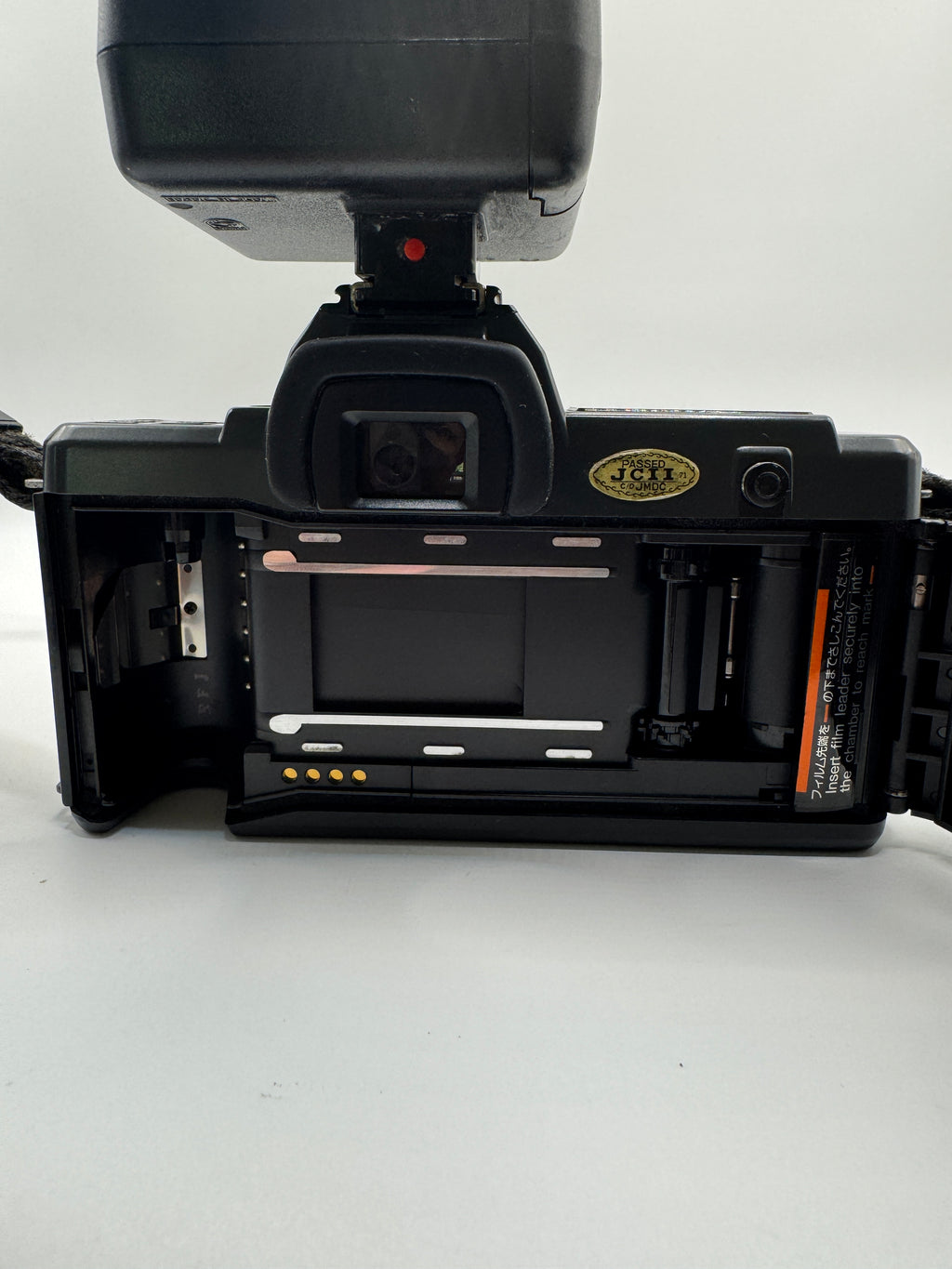 Yashica 230 Auto Focus 35mm Film Camera + Kyocera AF 35–70mm Lens + Philips Flash 25B Fully Tested | Excellent Condition | Complete Kit
