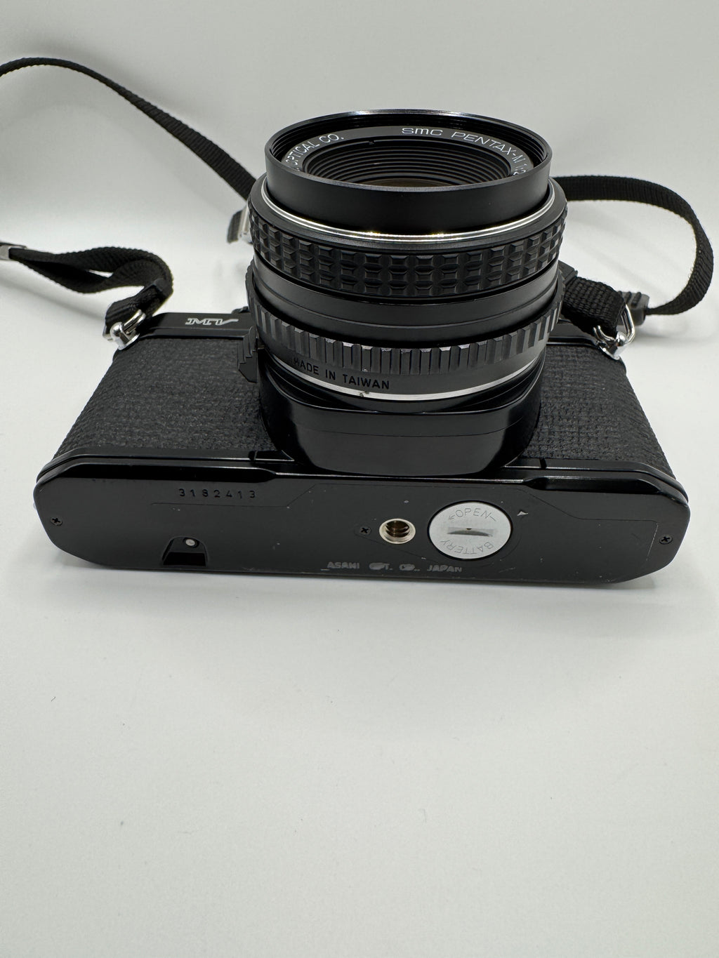 Pentax MV 35mm Film Camera + SMC Pentax-M 50mm f/2 Lens

Fully Tested | Fresh Batteries Included | Excellent Vintage Condition | Ready to Shoot